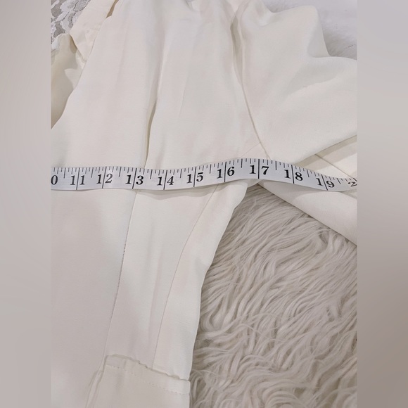 Vintage Cream Lace Blazer/Blouse  (XS) - Picture 11 of 11